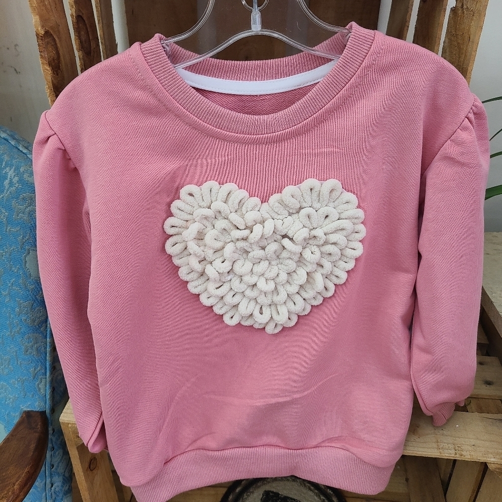 New Pink Crew with White Chenille Heart Size 4T